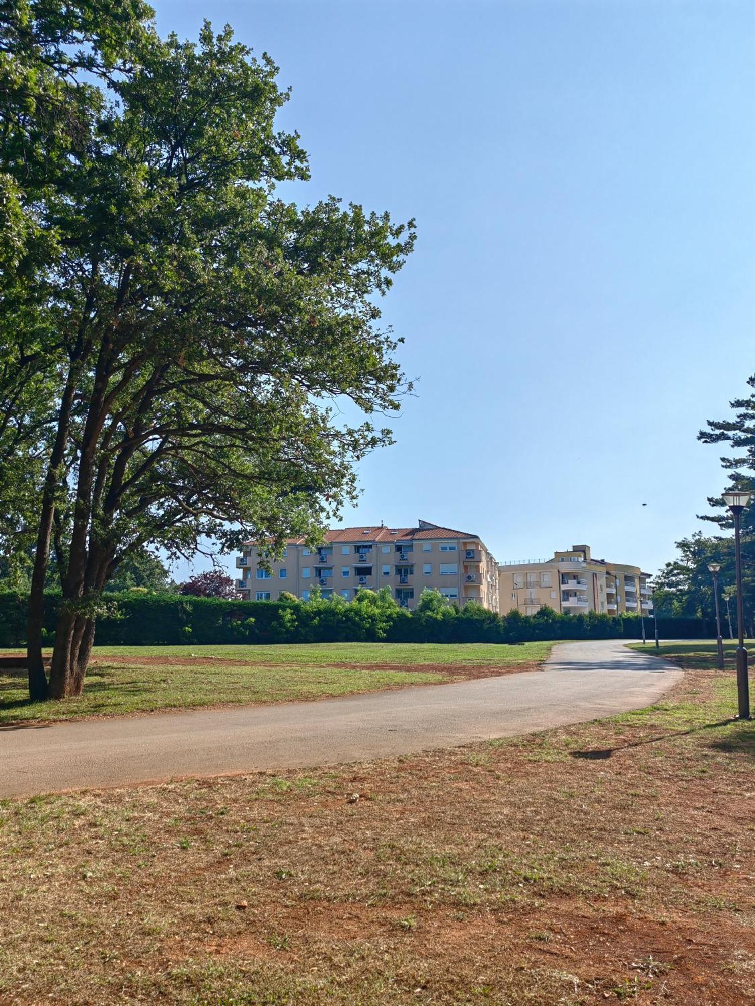 Sea View Apartment & Studio Apartment Bruno Ουμάγκ Εξωτερικό φωτογραφία